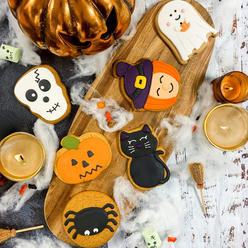 Original Biscuit Bakers Halloween Party Collection